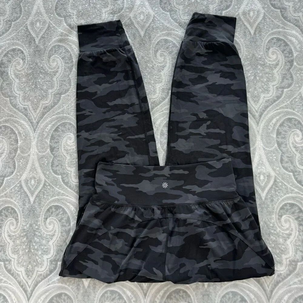 Womens Athleta Camo Salutation Jogger
